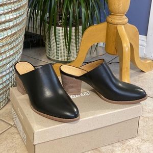 Mule US size 7 from Madewell. New and never worn.